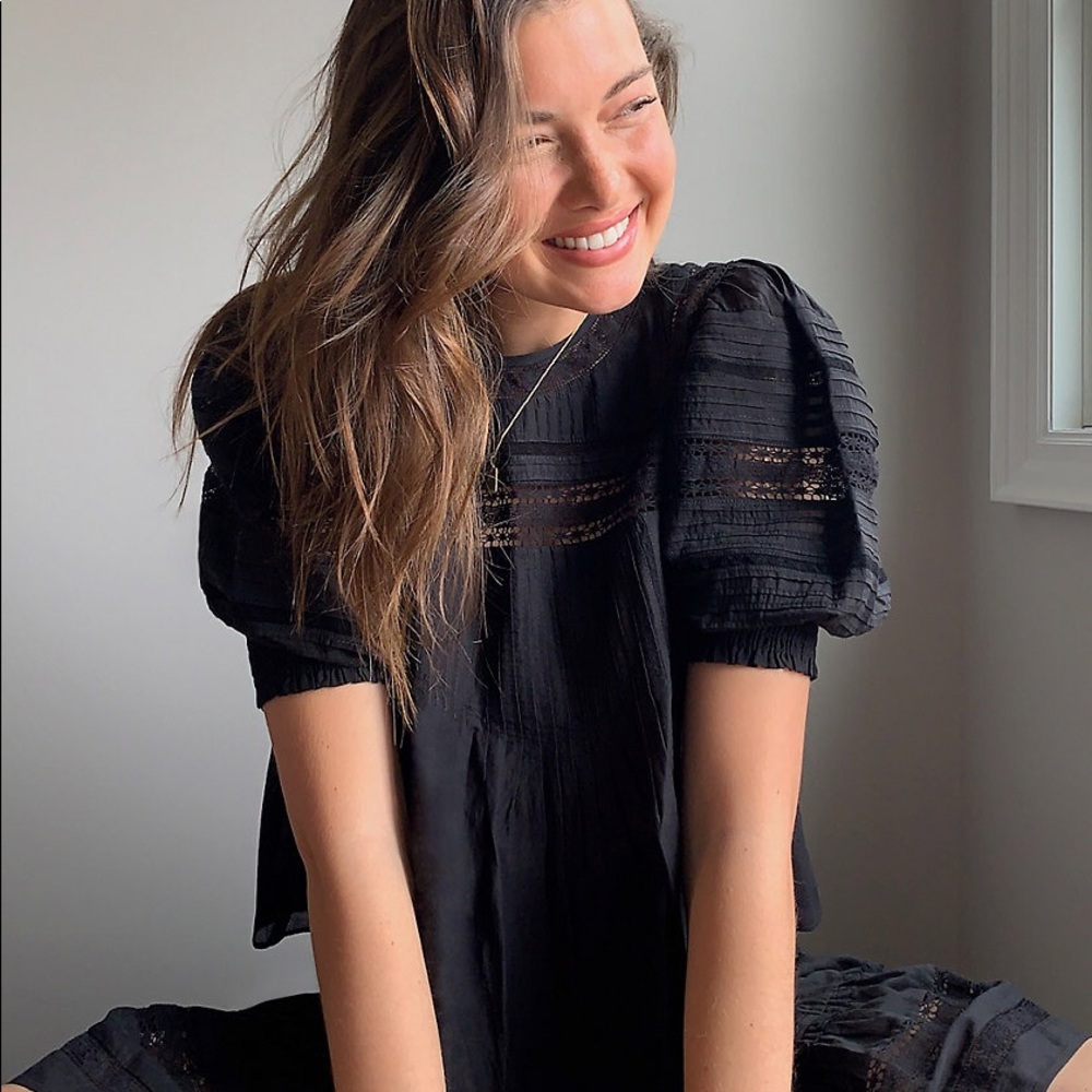 [Sold] Aritzia Sunday Best Jadie Blouse - Picture 4 of 8